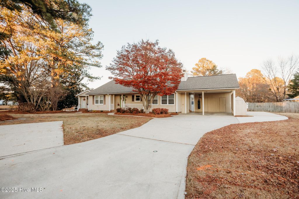 Photo of 2302 Kelly Place N, Wilson, NC 27896 (MLS # 100545257)