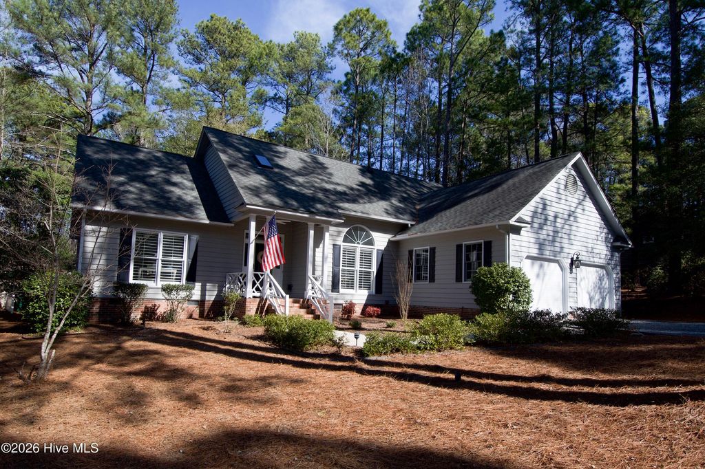 Photo of 3 Merion Circle, Pinehurst, NC 28374 (MLS # 100555636)