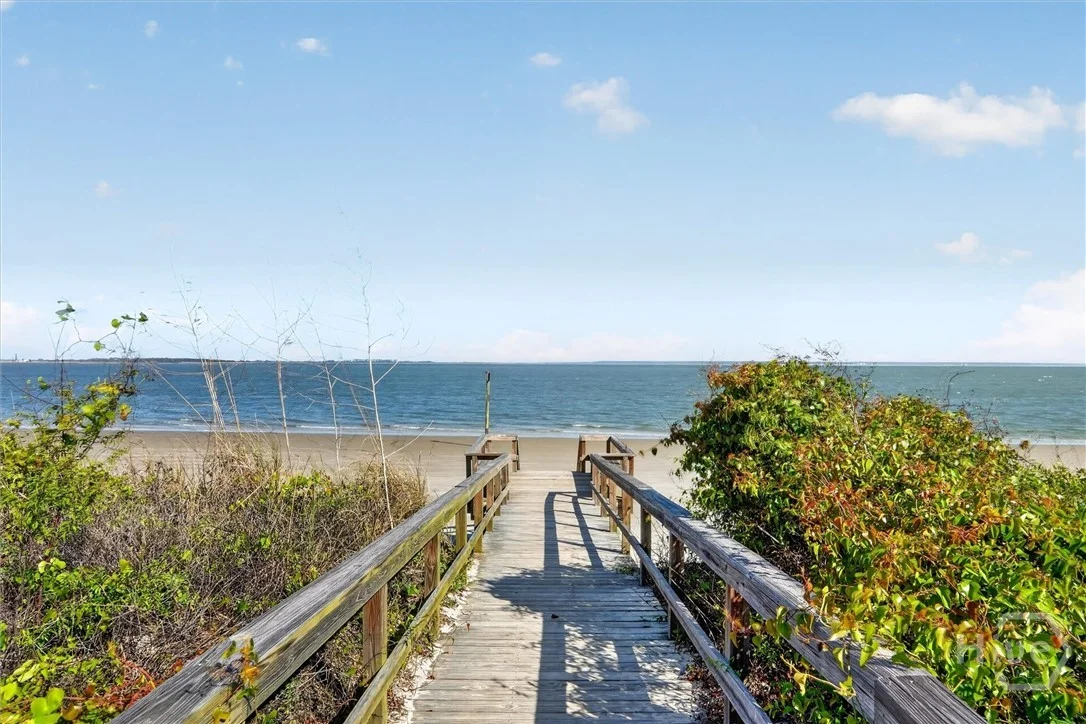 1217 Bay Street Unit 301A