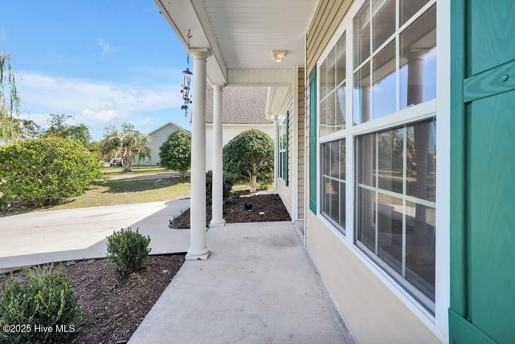 Photo of 4537 Fleetwood Drive SE, Southport, NC 28461 (MLS # 100534867)