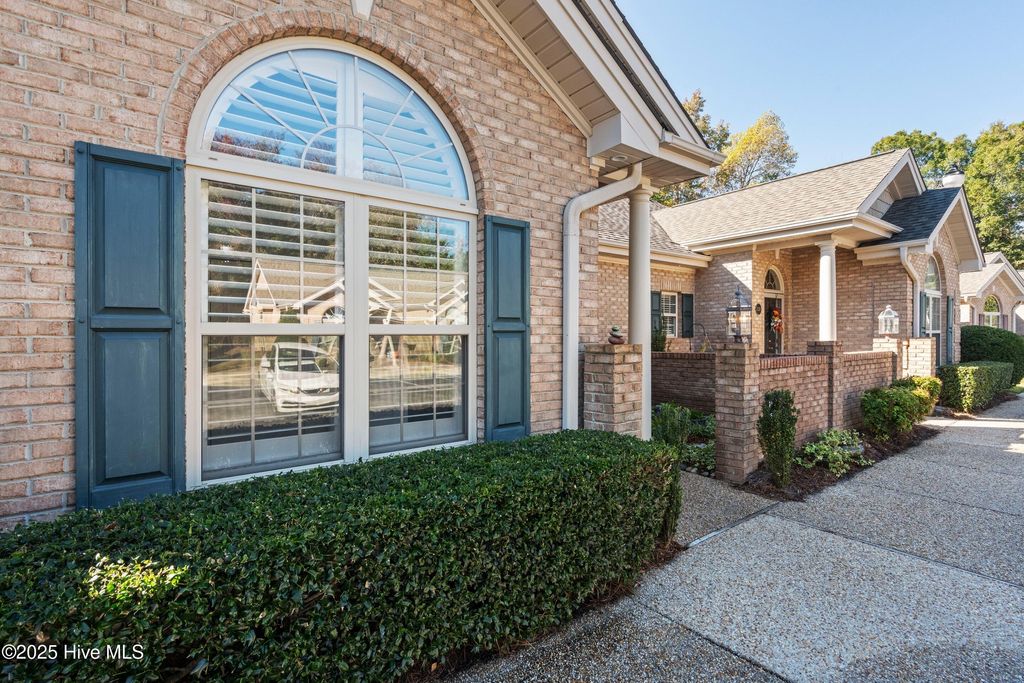 Photo of 1137 Island Cove, Wilmington, NC 28412 (MLS # 100540671)