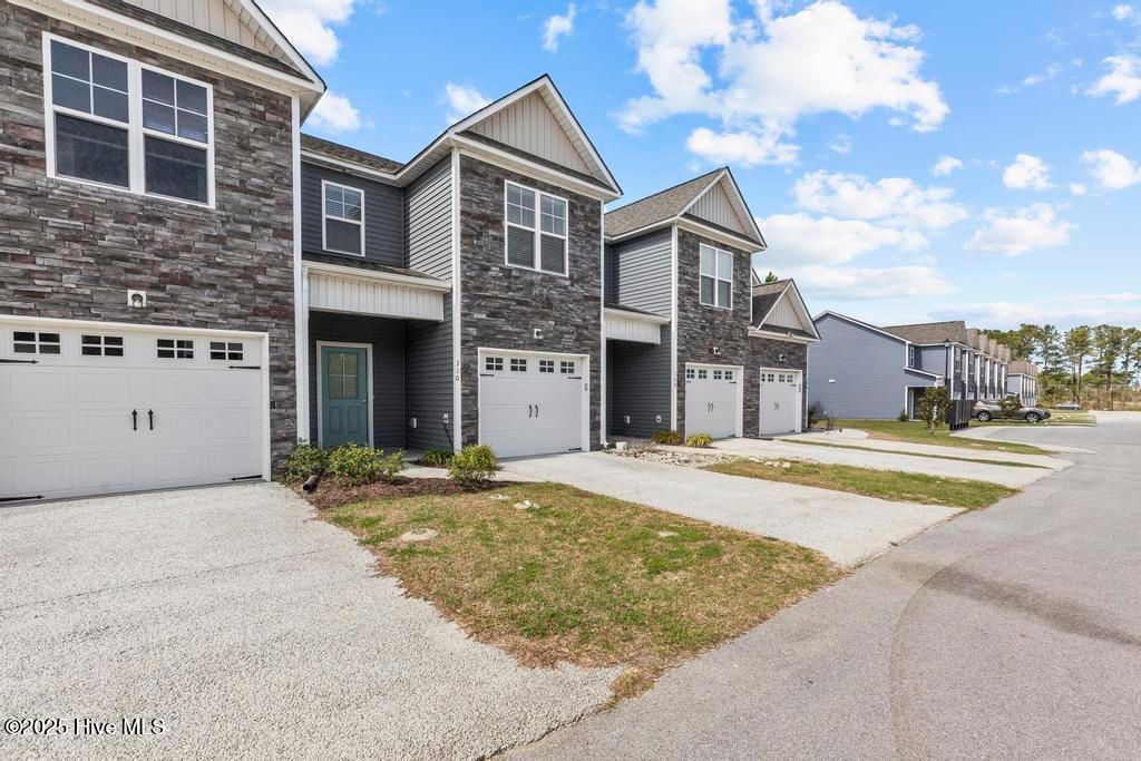 Photo of 310 S Stingray Lane, Sneads Ferry, NC 28460 (MLS # 100552044)