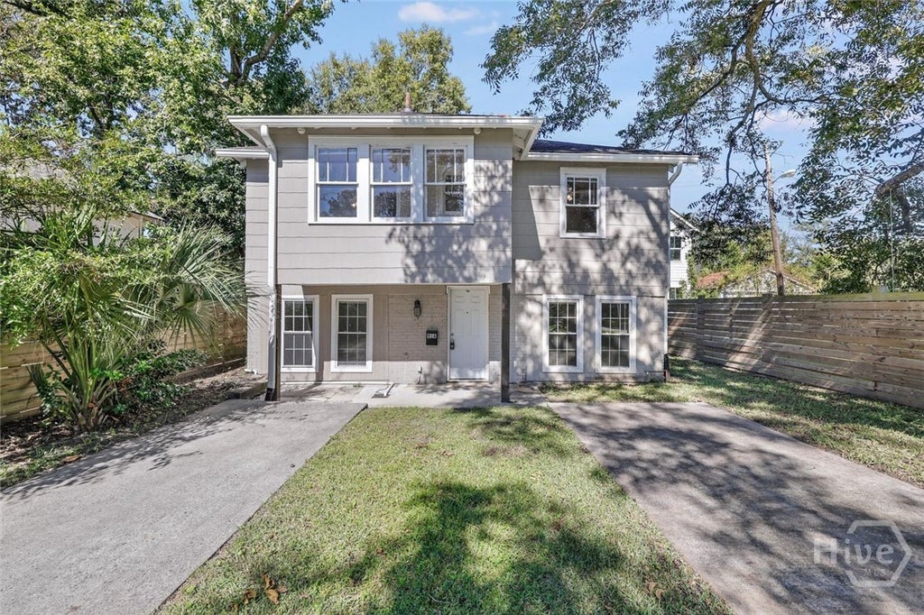 Photo of 916 E 35th Street, Savannah, GA 31401 (MLS # SA366301)