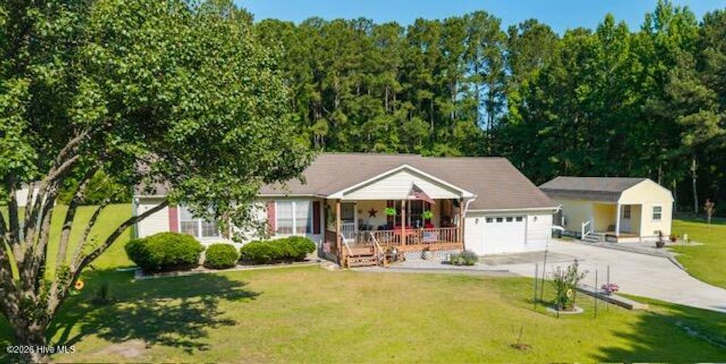 Photo of 9328 Doris Drive, Oriental, NC 28571 (MLS # 100583129)