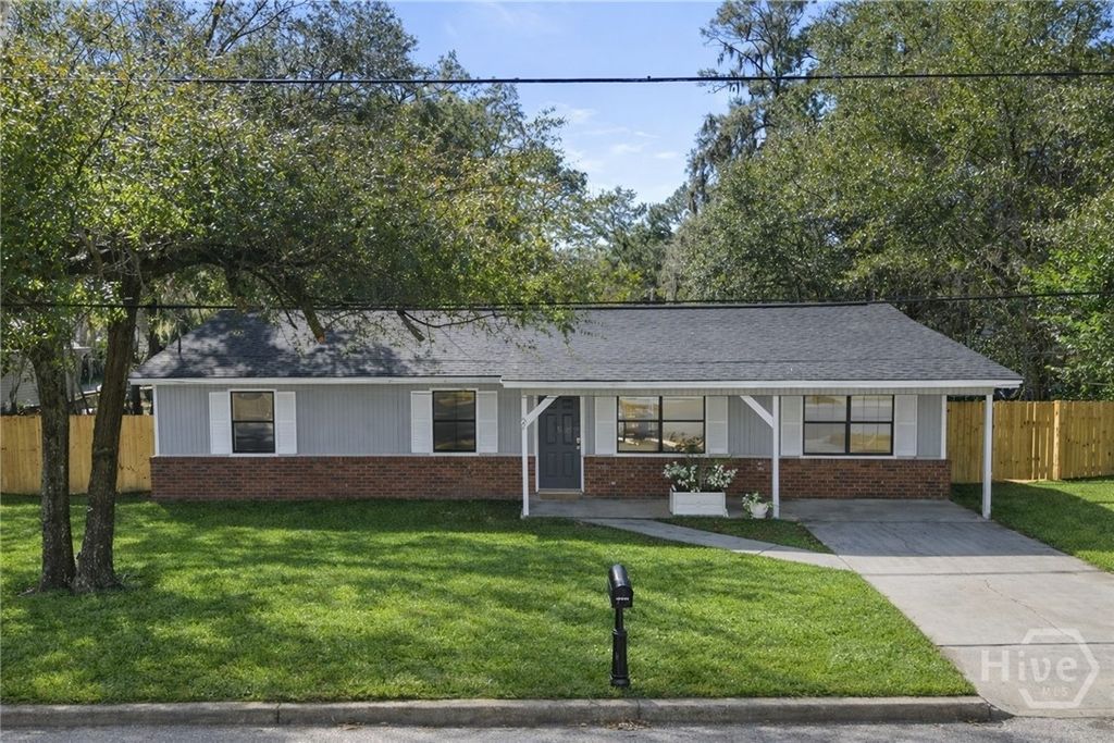 Photo of 25 Saint Johns Avenue, Savannah, GA 31404 (MLS # SA346825)