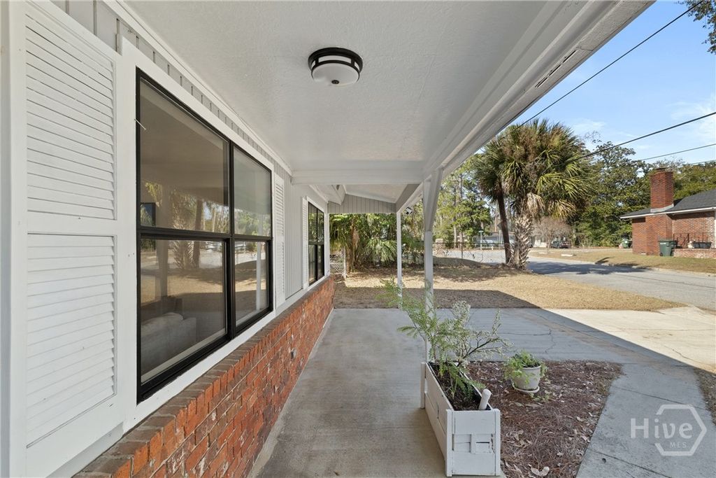 Photo of 25 Saint Johns Avenue, Savannah, GA 31404 (MLS # SA346825)