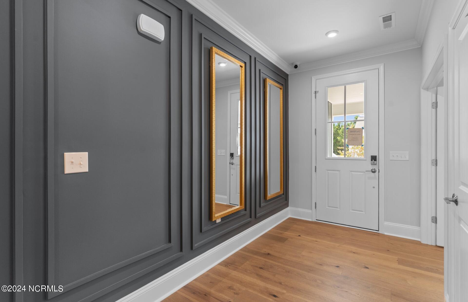 6035 Greater Burdock Court