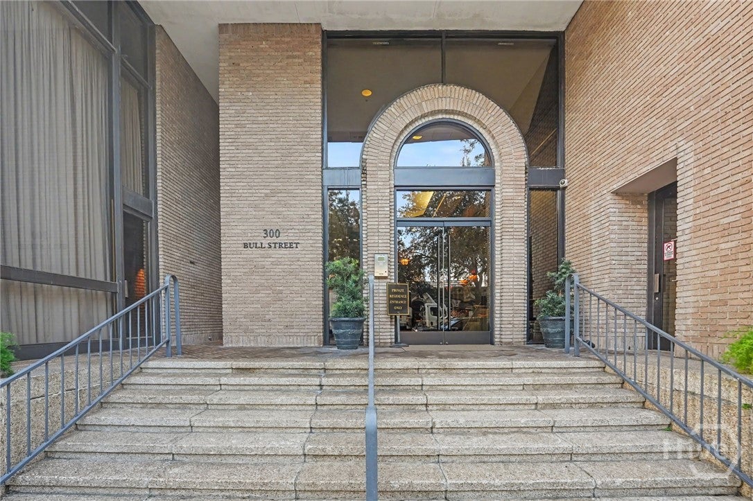 300 Bull Street 601