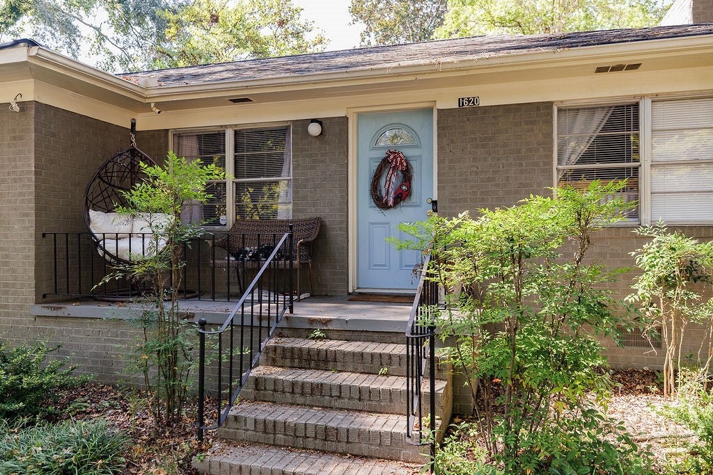 Photo of 1620 S Milledge Avenue, Athens, GA 30605 (MLS # CL363165)