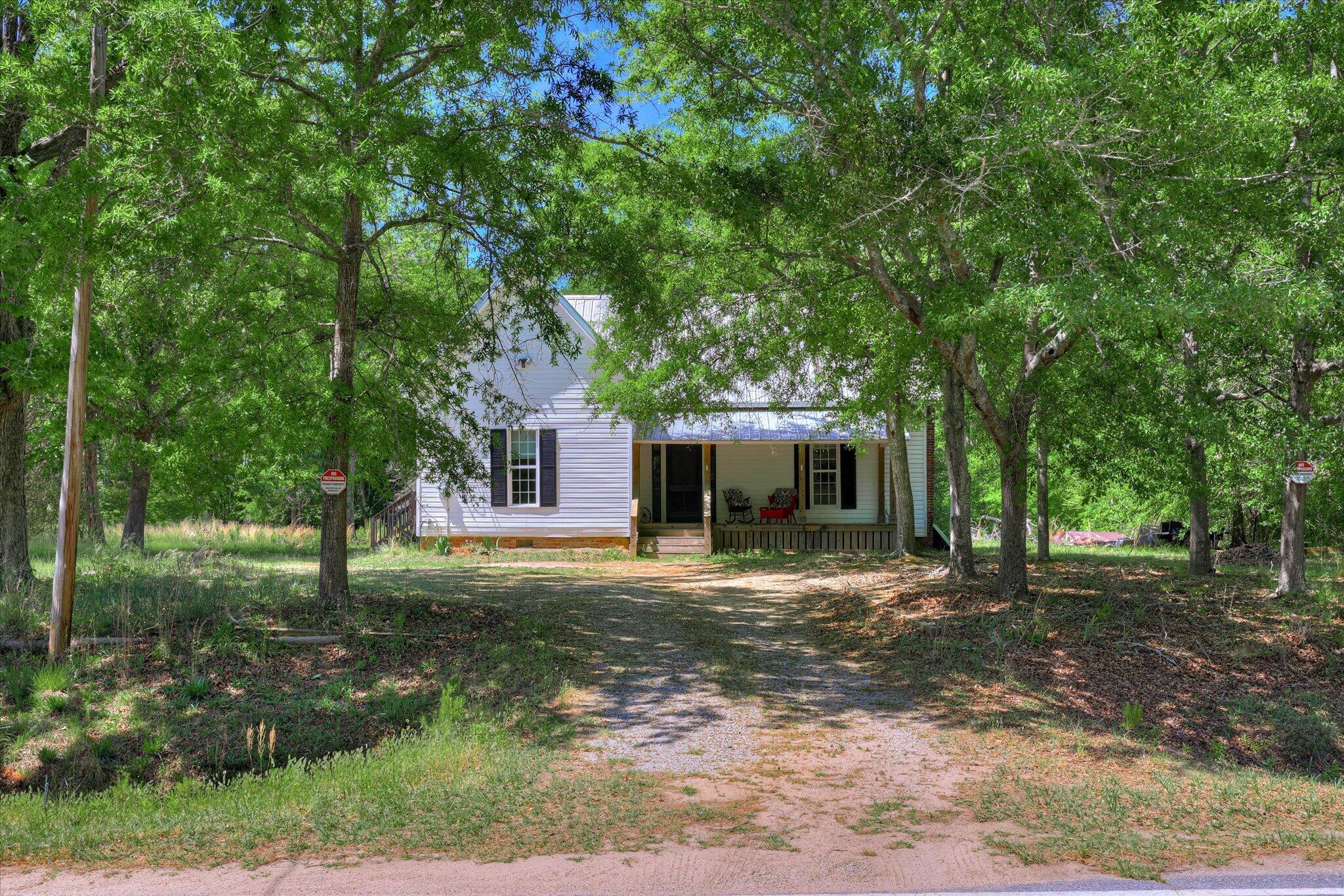 1265 Gills Point Road