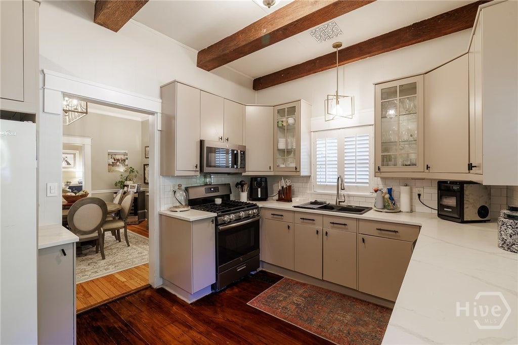 Photo of 335 Southview Drive, Athens, GA 30605 (MLS # CL366425)