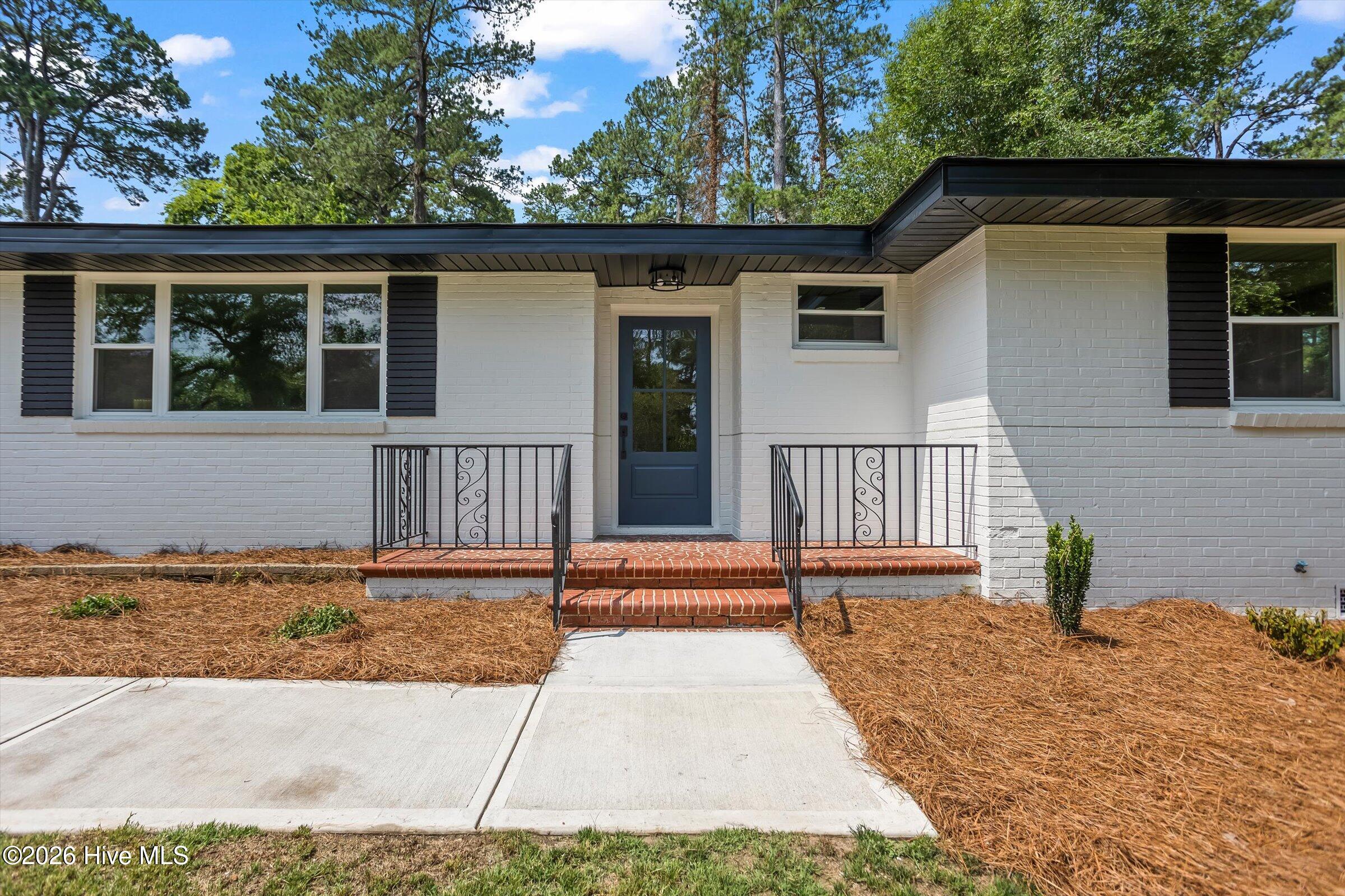 2228 Glendale Road