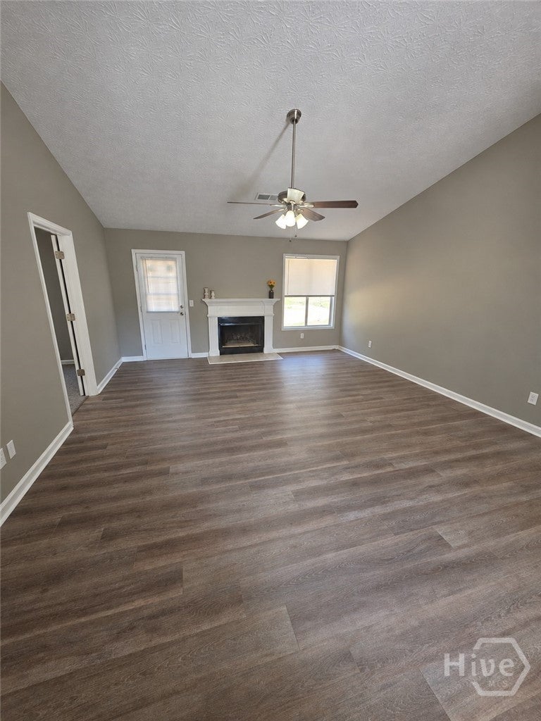 Photo of 3555 Irvin Drive DR, Loganville, GA 30052 (MLS # CL366366)