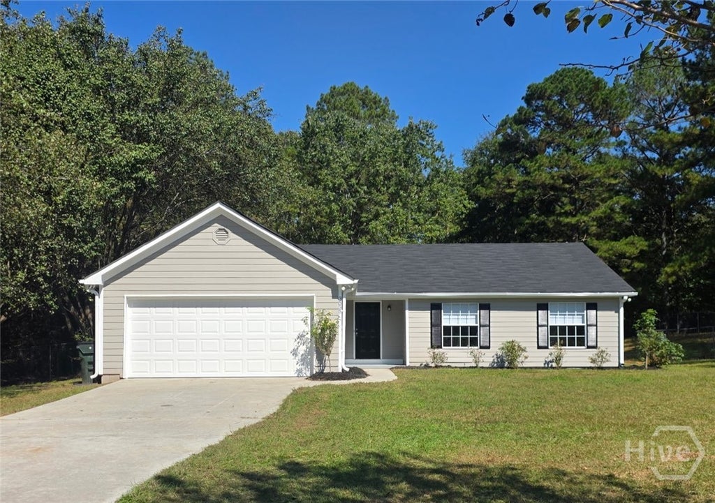 Photo of 3555 Irvin Drive DR, Loganville, GA 30052 (MLS # CL366366)