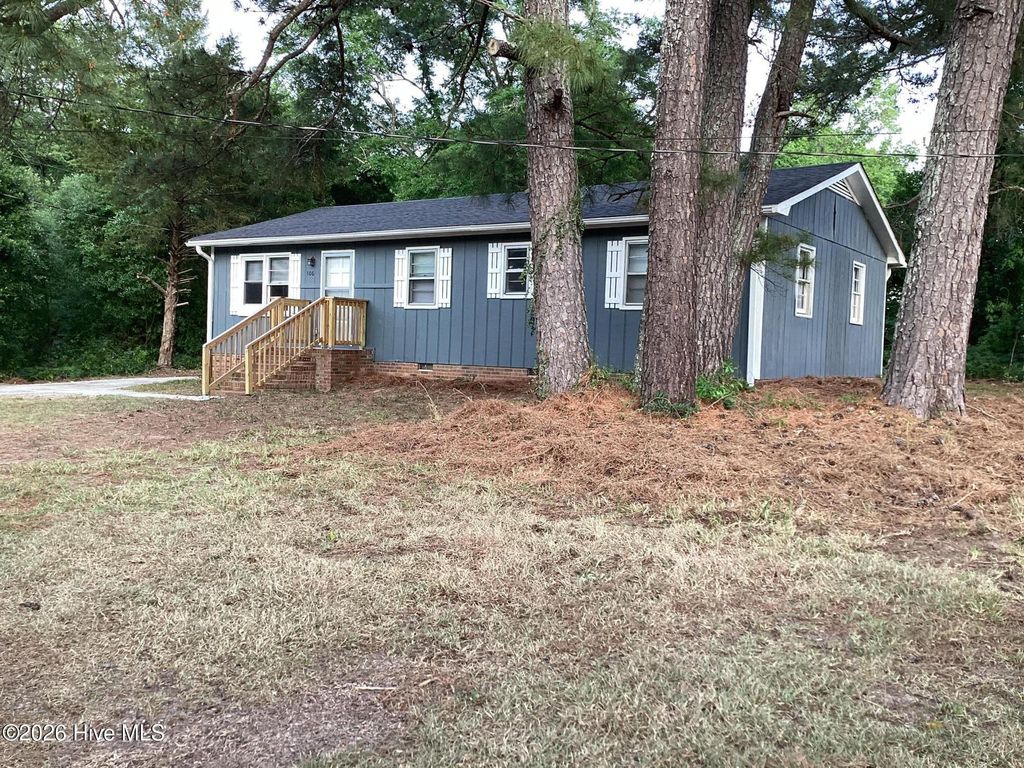 Photo of 106 Mcarthur Drive, Rockingham, NC 28379 (MLS # 100568190)