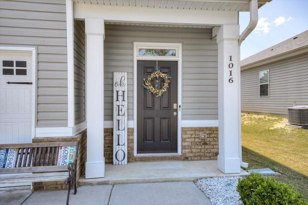 Photo of 1016 Hay Meadow Drive, Augusta, GA 30909 (MLS # 555012)