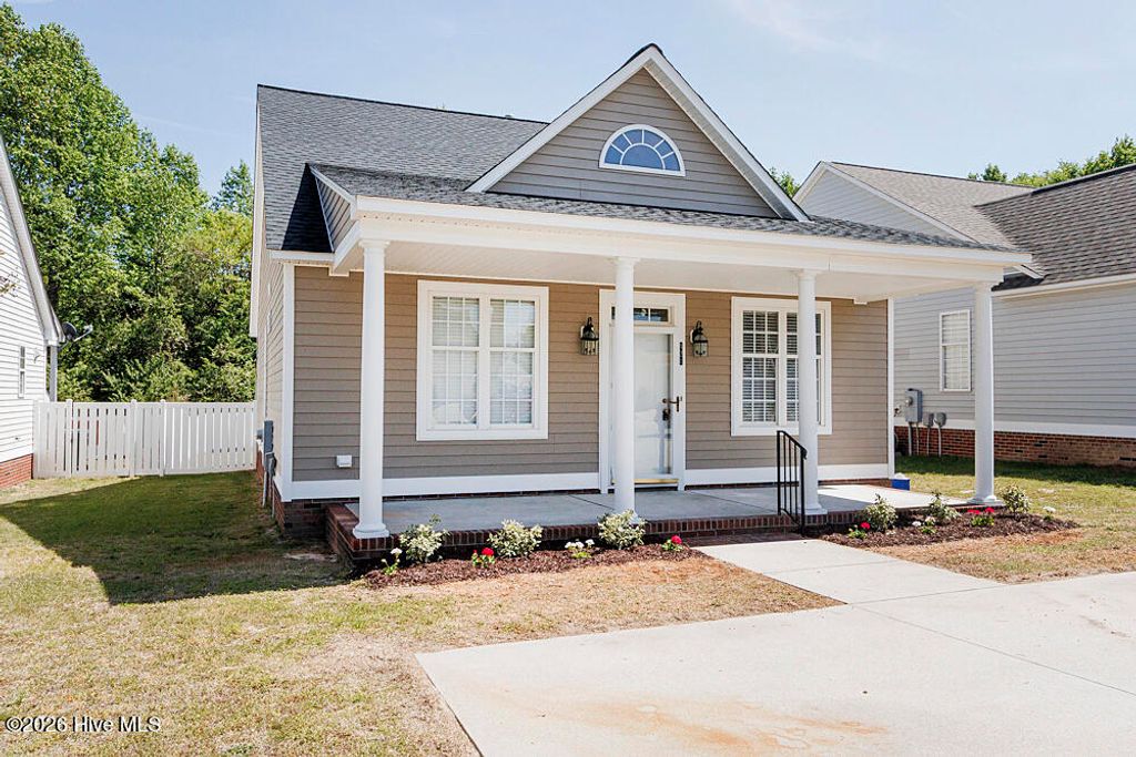 Photo of 421 Davis Farm Drive, Nashville, NC 27856 (MLS # 100567344)