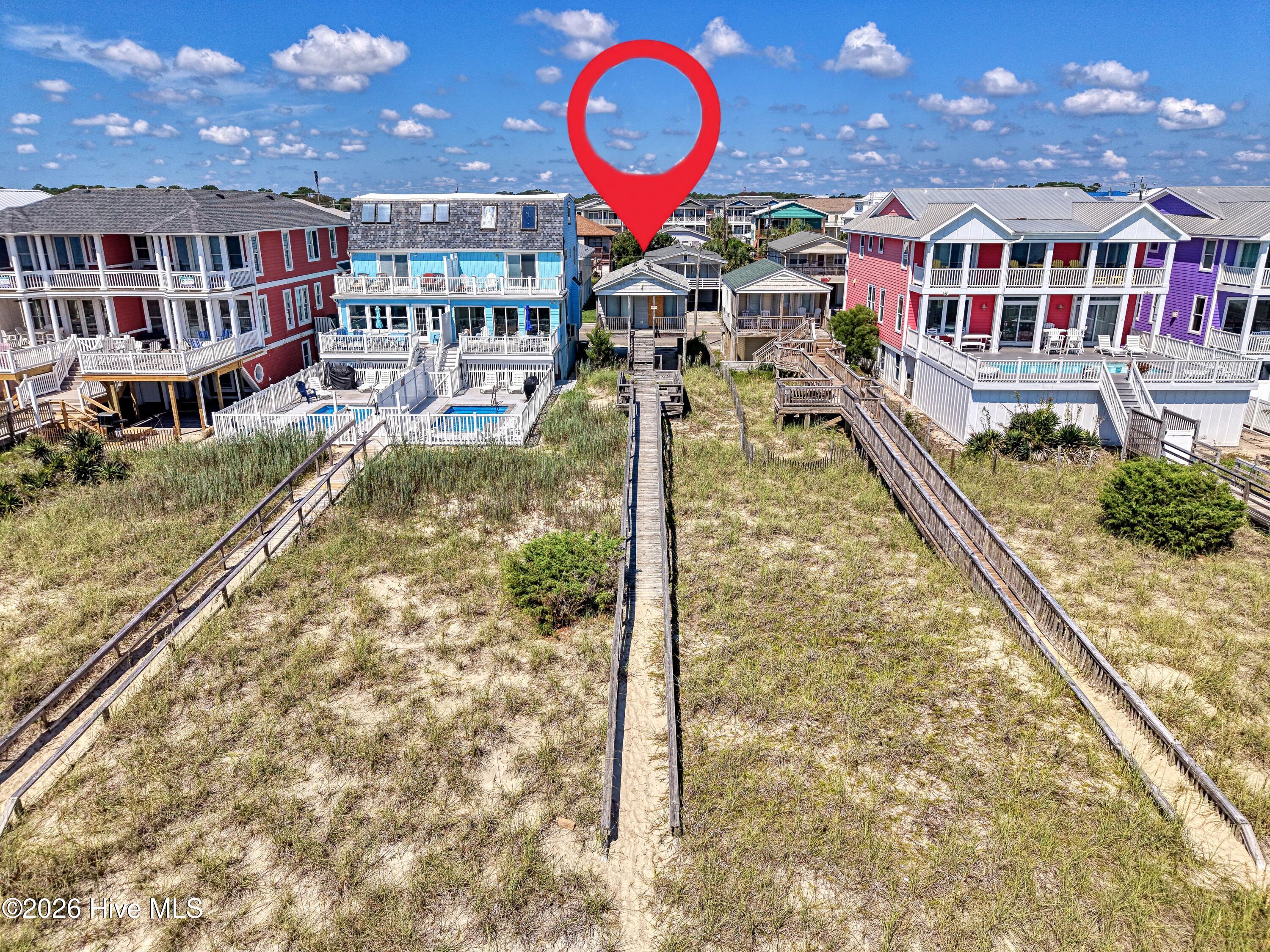 327 Fort Fisher Boulevard S
