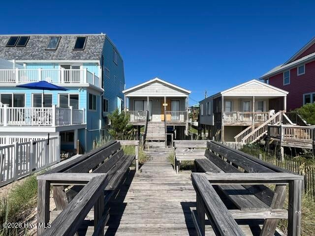 327 Fort Fisher Boulevard S