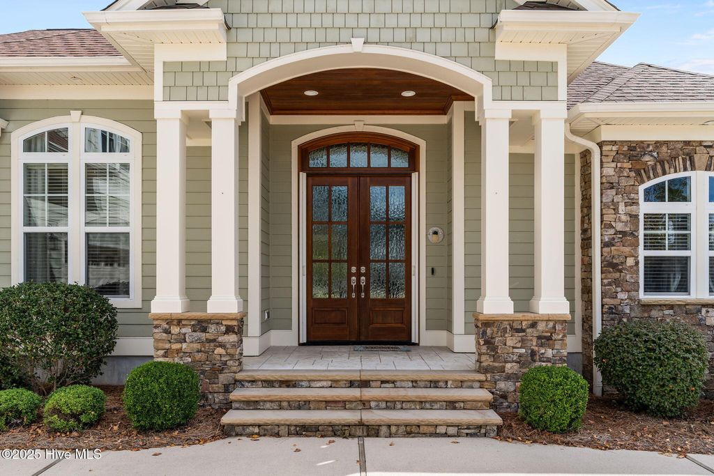 Photo of 5090 Stoney Point Drive, Leland, NC 28451 (MLS # 100552271)