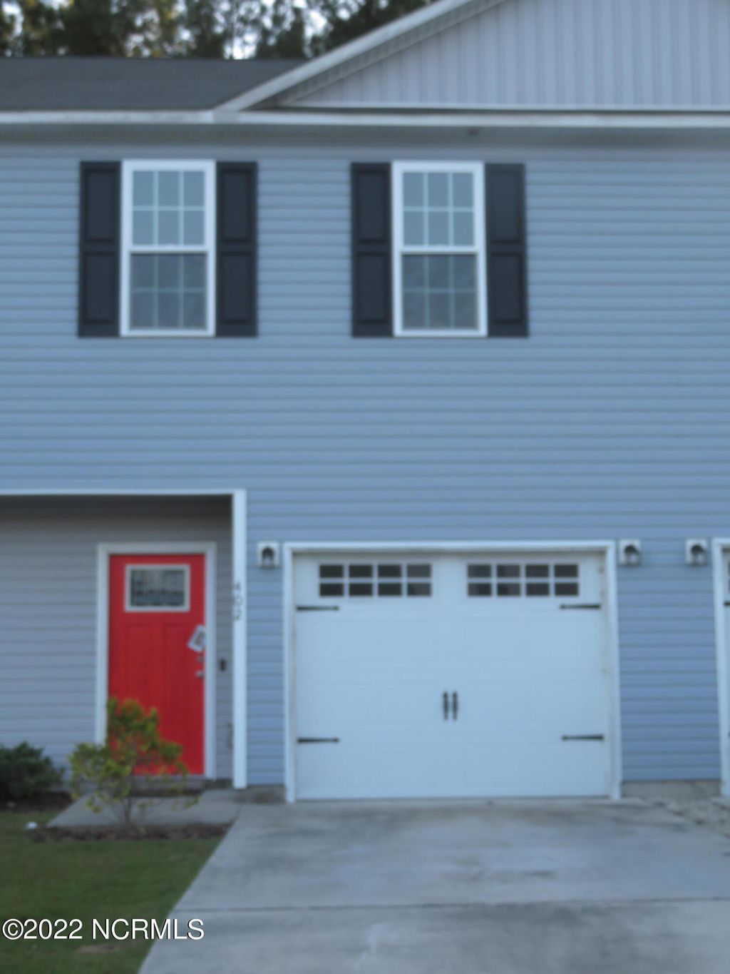 Photo of 402 Kenan Lp Loop, Jacksonville, NC 28546 (MLS # 100548375)