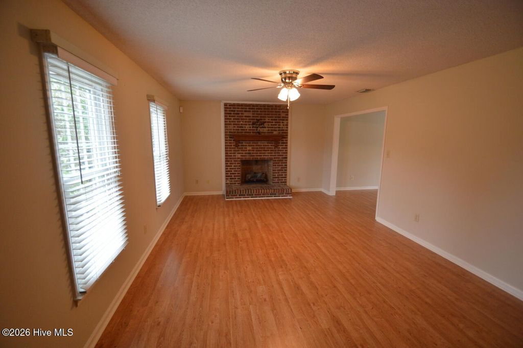 Photo of 122 Carriage Drive, Jacksonville, NC 28546 (MLS # 100562561)