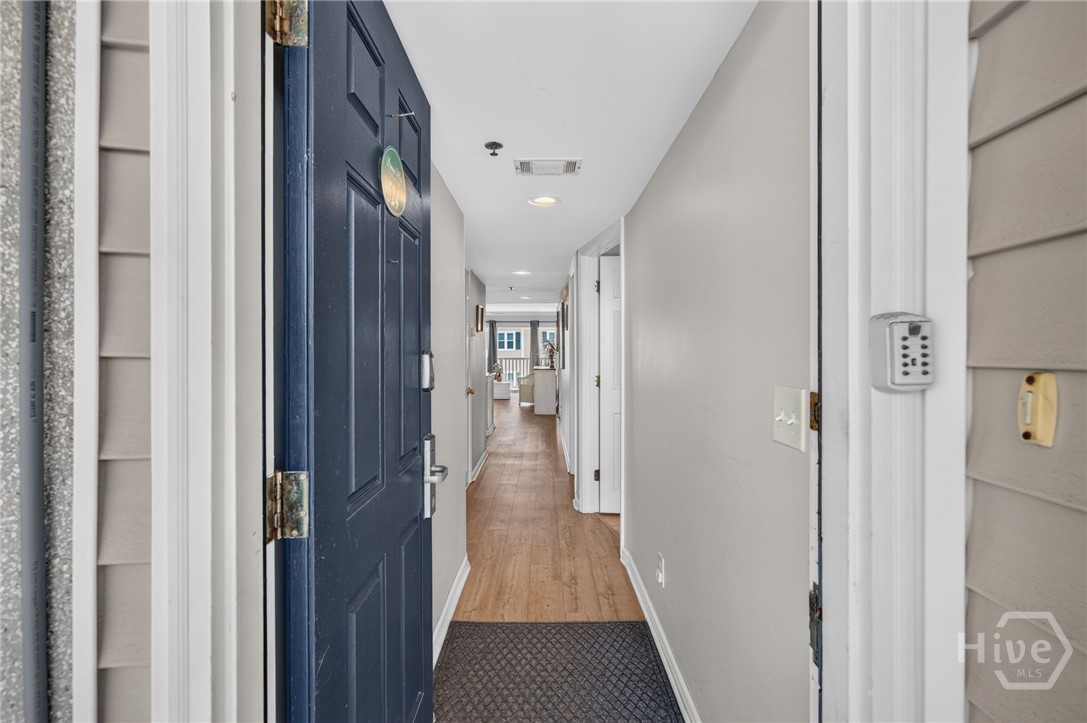 3 3Rd Street 524