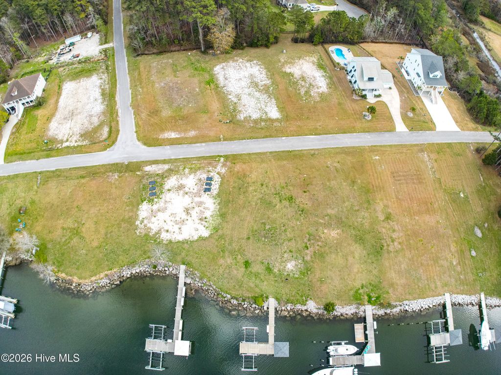 Photo of 112 Waterway Drive, Beaufort, NC 28516 (MLS # 100563400)