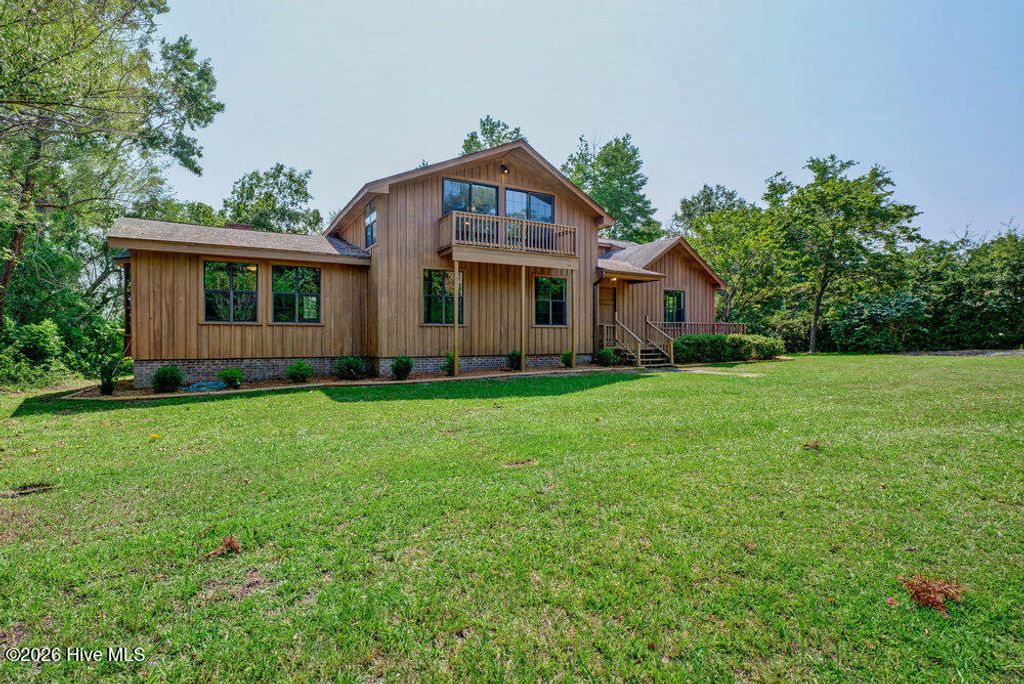 Photo of 206 Long Leaf Road, Sneads Ferry, NC 28460 (MLS # 100578185)