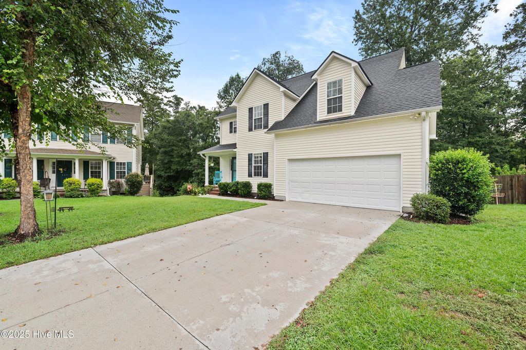 Photo of 318 Dove Field Court SE, Leland, NC 28451 (MLS # 100523069)