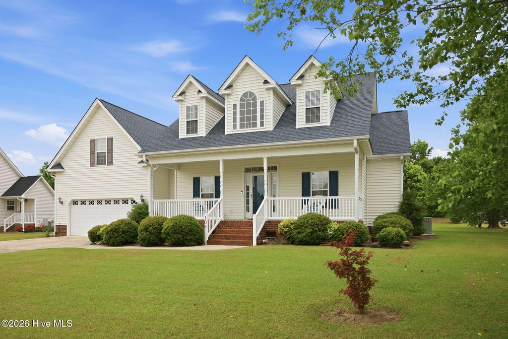 Photo of 106 Magnolia Drive, Winterville, NC 28590 (MLS # 100571740)