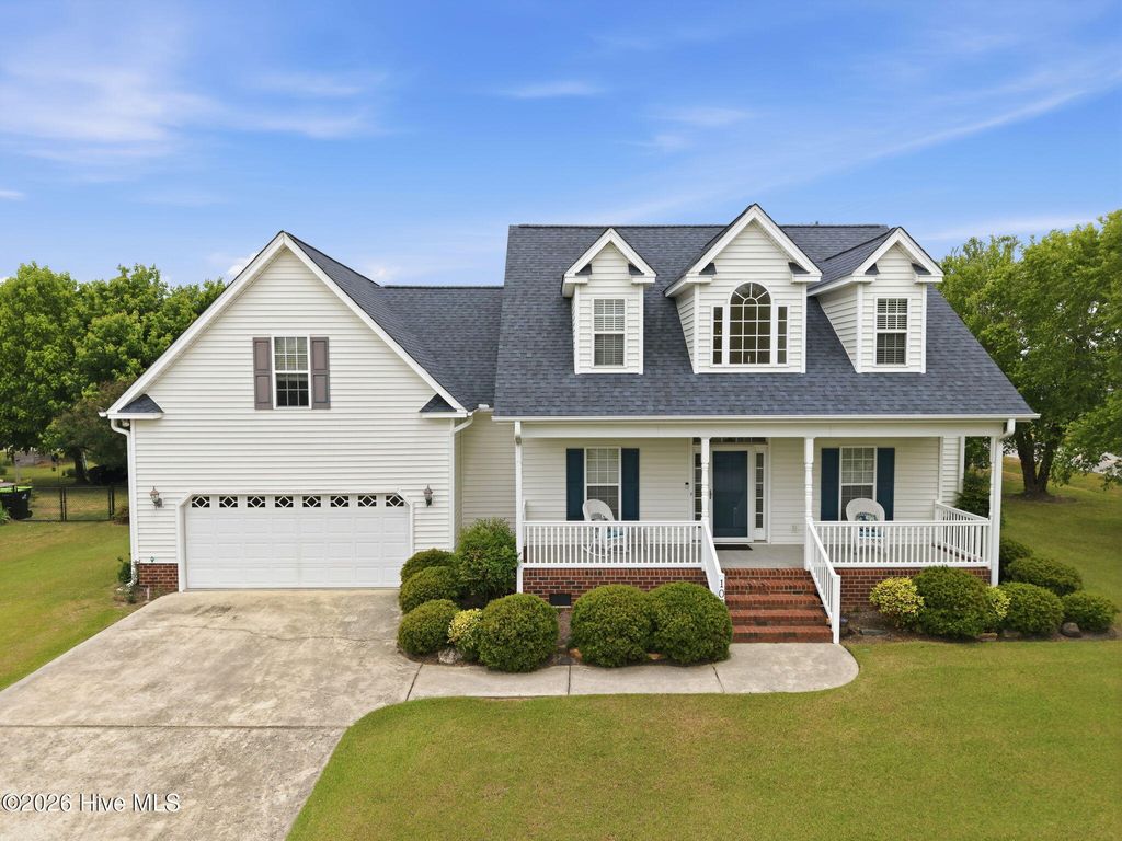 Photo of 106 Magnolia Drive, Winterville, NC 28590 (MLS # 100571740)