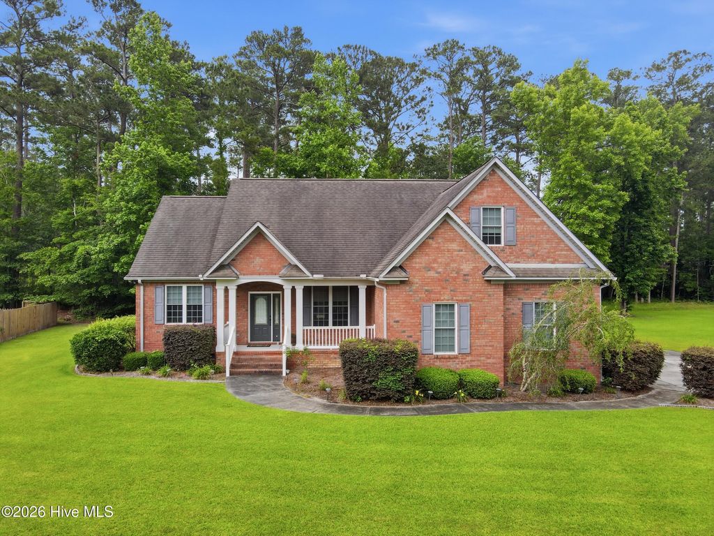 Photo of 229 Easterly Drive, New Bern, NC 28560 (MLS # 100577171)