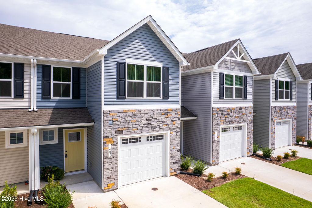 Photo of 1407 Raven Way #Lot 7, Elizabeth City, NC 27909 (MLS # 100527771)