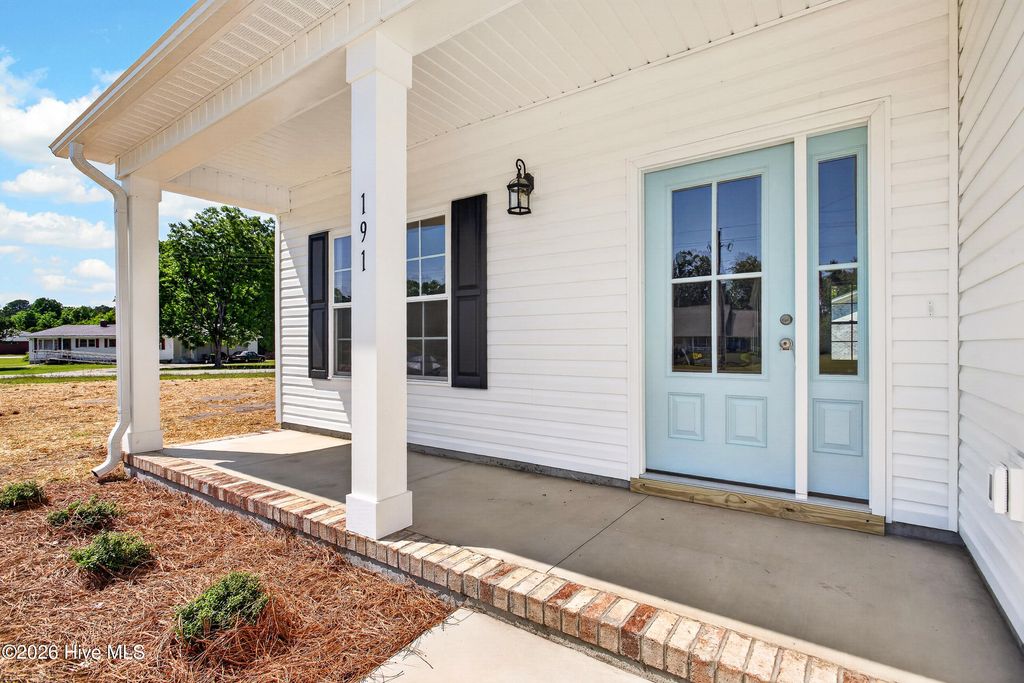 Photo of 191 Briarneck Road, Jacksonville, NC 28540 (MLS # 100569003)