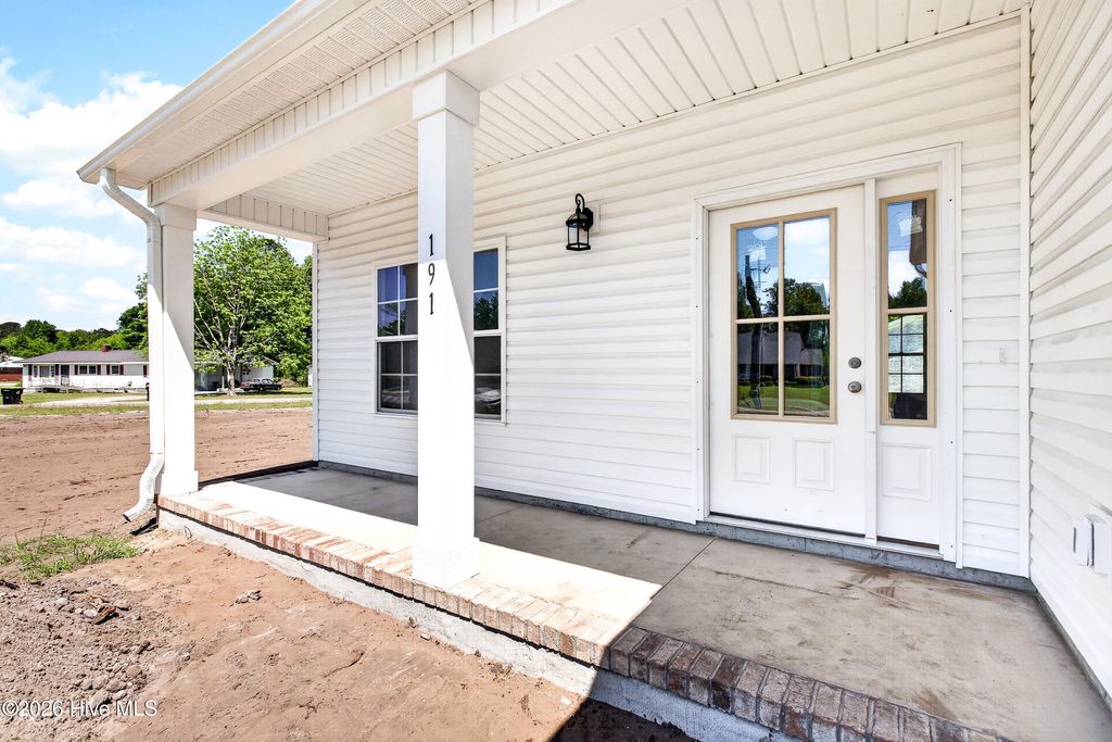 Photo of 191 Briarneck Road, Jacksonville, NC 28540 (MLS # 100569003)