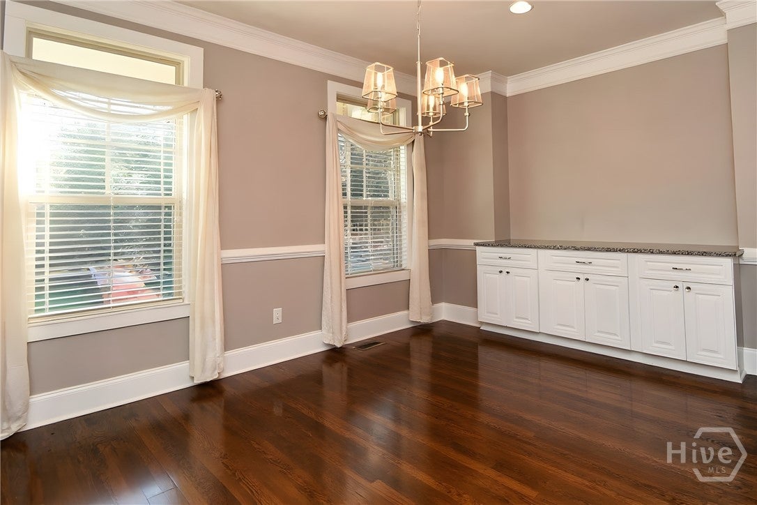 1080 Oak Ridge Court