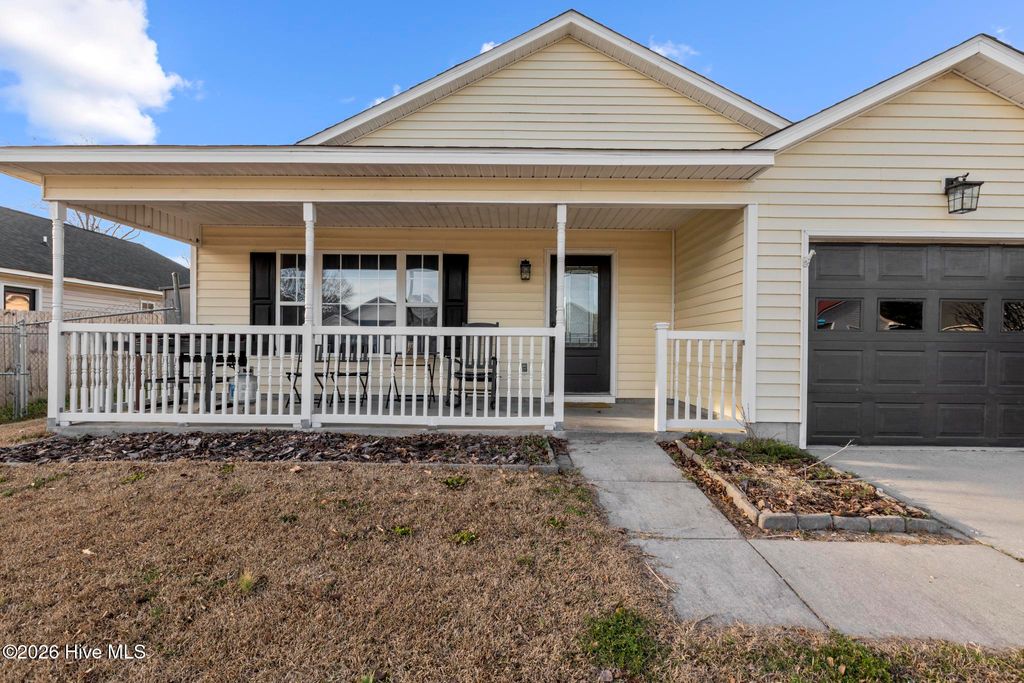 Photo of 218 Attmore Drive, New Bern, NC 28560 (MLS # 100555662)