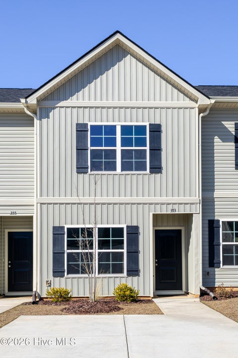 Townhouse For Sale - 353 Bordeaux Drive<br/> Thomson, GA 30824
