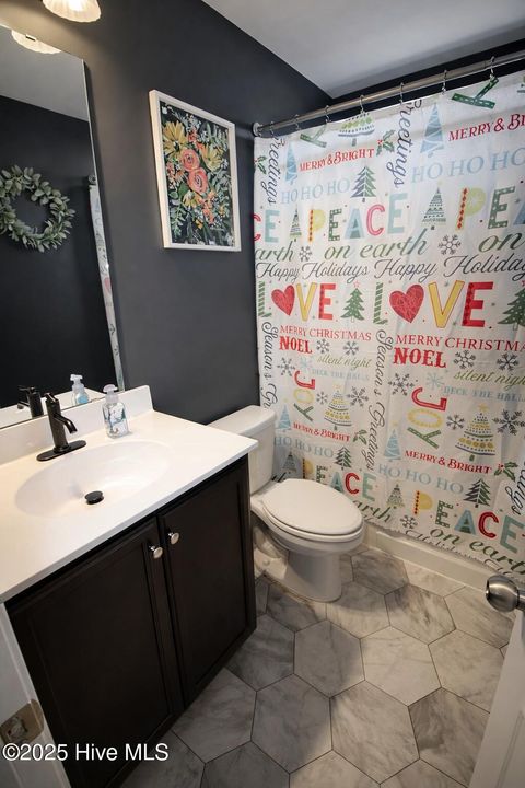 Tiny photo for 502 Daisy May Place, Jacksonville, NC 28540 (MLS # 100546248)