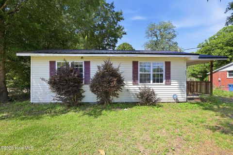 Photo of 203 Richlands Avenue, Jacksonville, NC 28540 (MLS # 100575147)