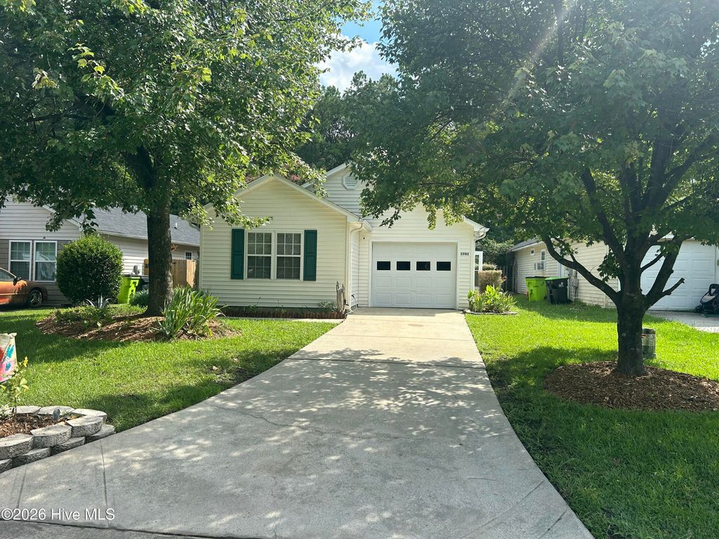 Photo of 3703 Elizabeth Avenue, New Bern, NC 28562 (MLS # 100591685)