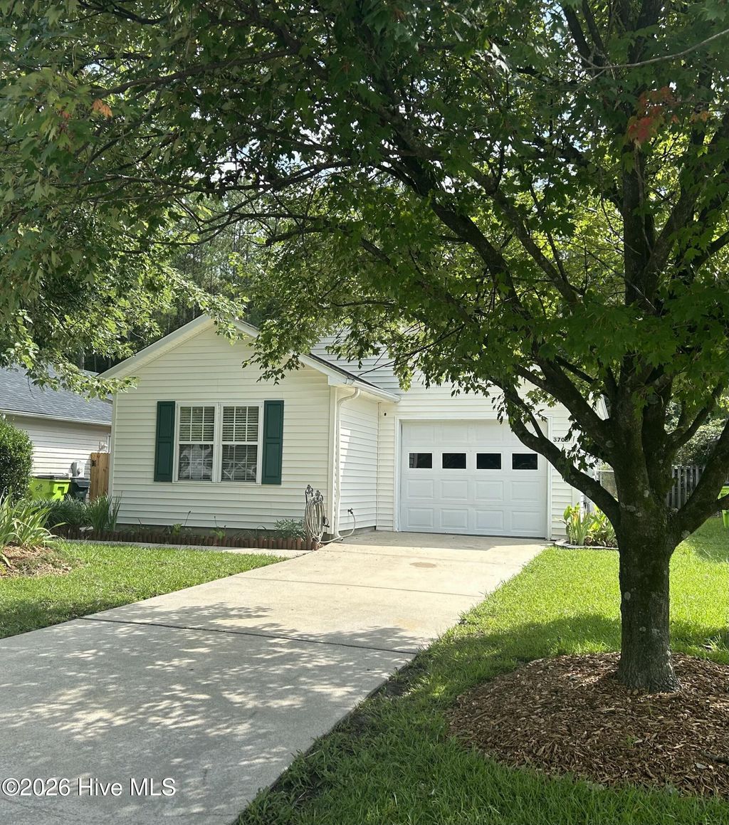 Photo of 3703 Elizabeth Avenue, New Bern, NC 28562 (MLS # 100591685)