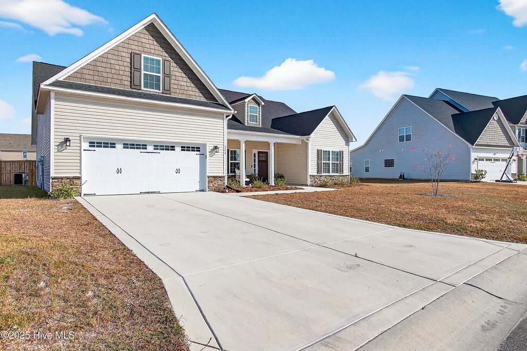 Photo of 333 Water Wagon Trail, Jacksonville, NC 28546 (MLS # 100542531)