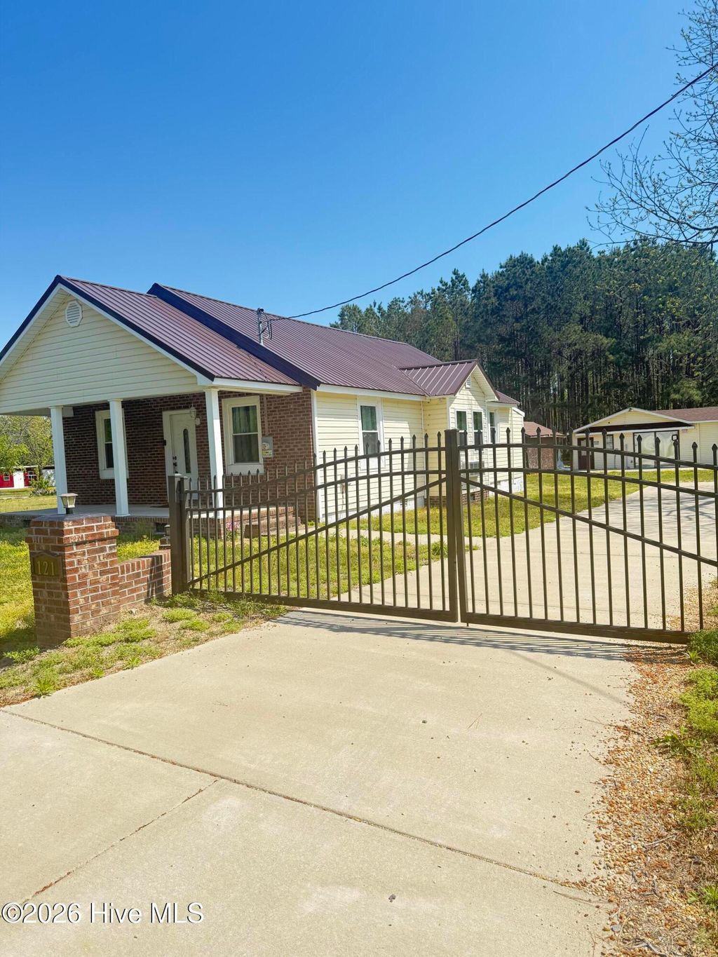 Photo of 121 Storey Road # B, Murfreesboro, NC 27855 (MLS # 100568141)