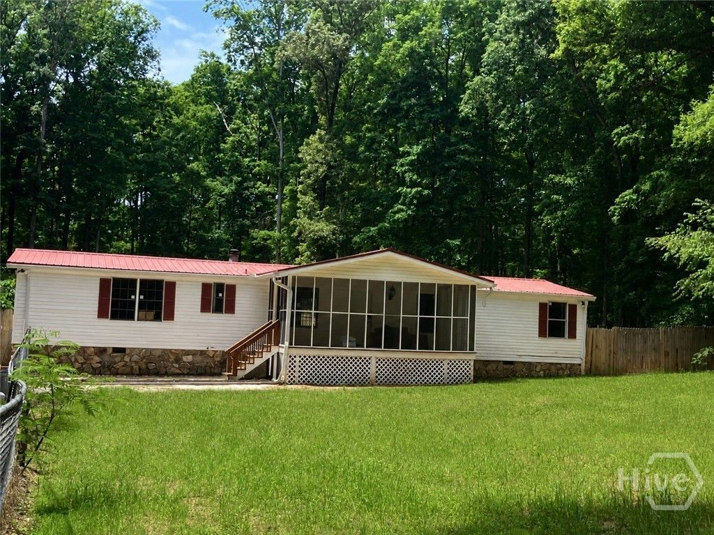 Photo of 400 W Kellogg Drive, Colbert, GA 30628 (MLS # CL355960)