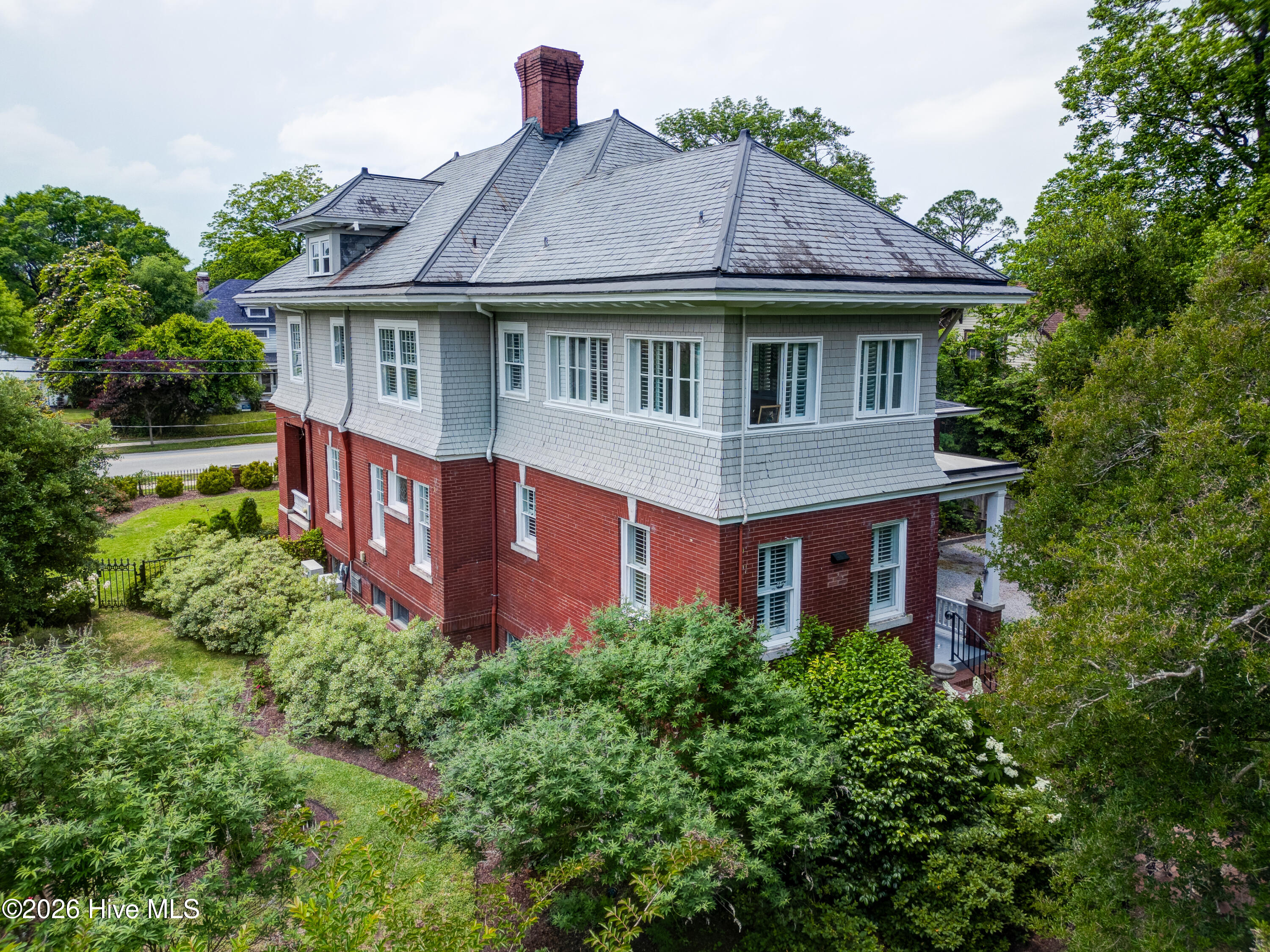 1404 National Avenue
