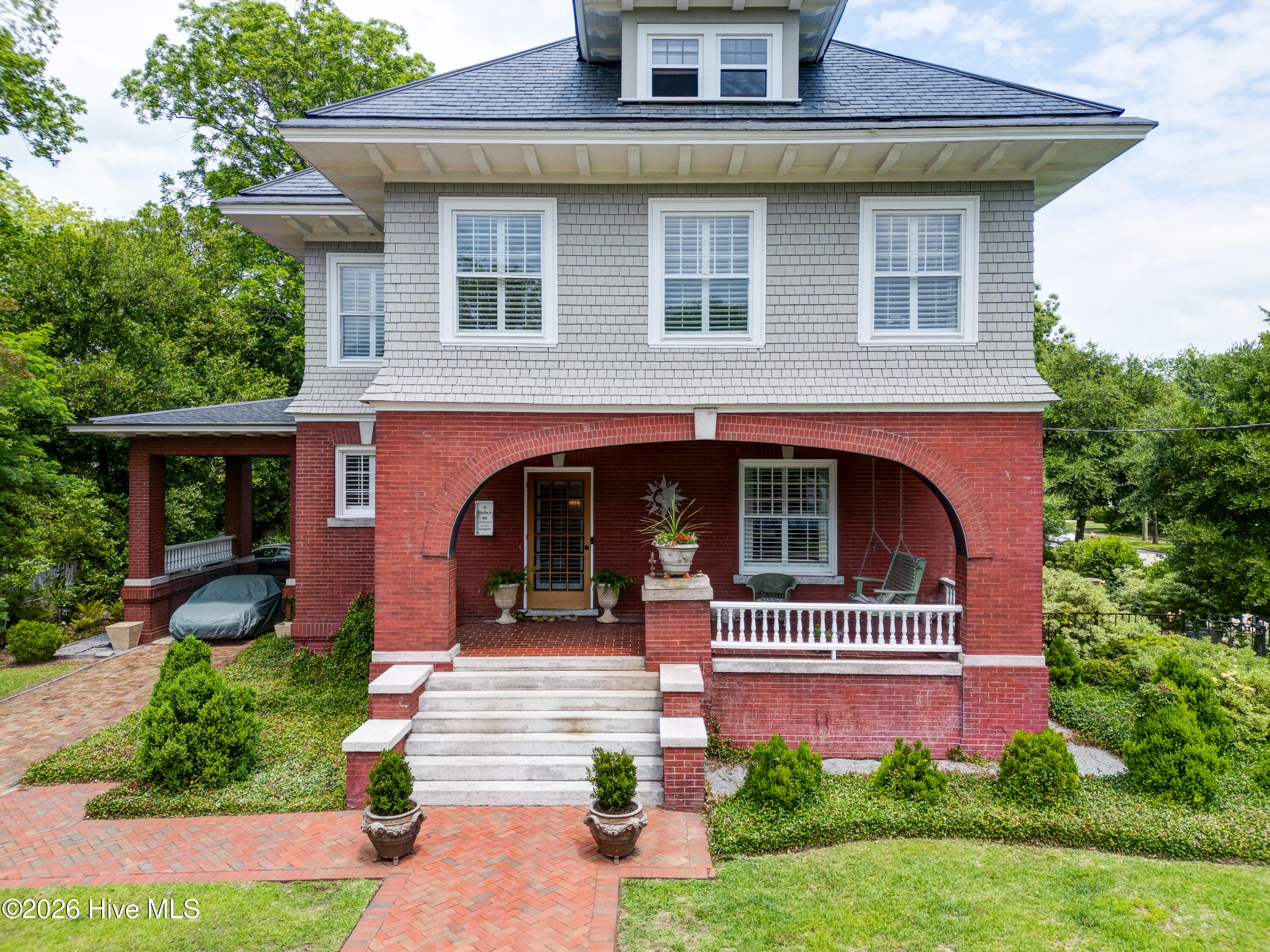 1404 National Avenue