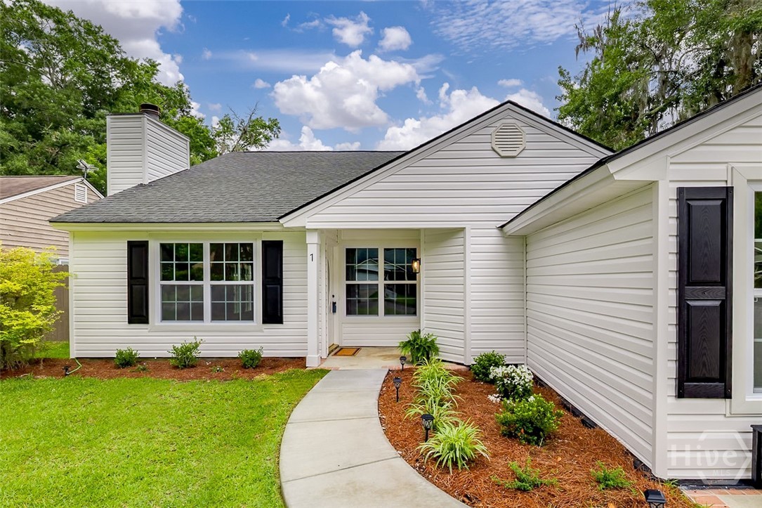 1 E White Hawthorne Drive