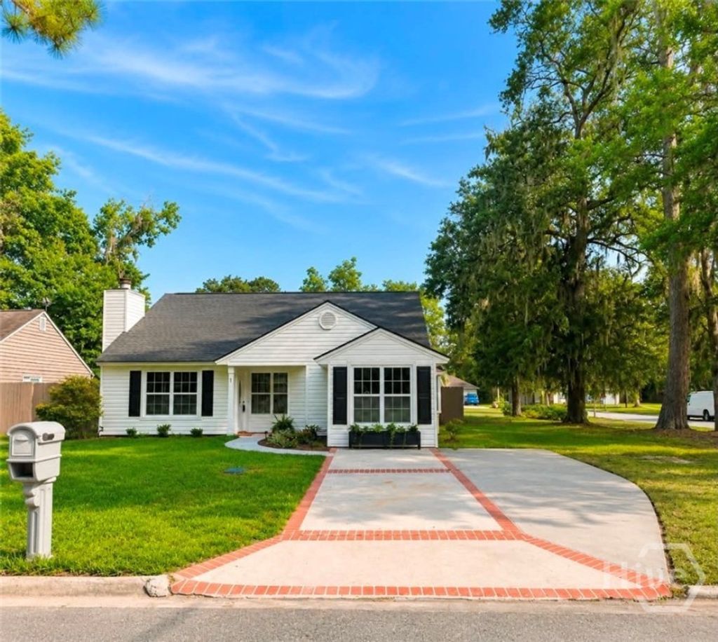 Photo of 1 E White Hawthorne Drive, Savannah, GA 31419 (MLS # SA356987)